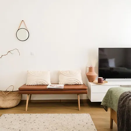 Prague Days - Sunlit 1Bdr Apartments - Netflix - Central Yet Quiet - New Town Exterior photo